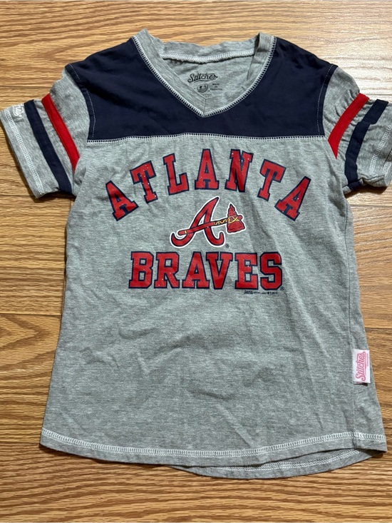 Stitches Tops - Stitches MLB Atlanta Braves Glitter Graphic Baseball Shirt Women’s Small